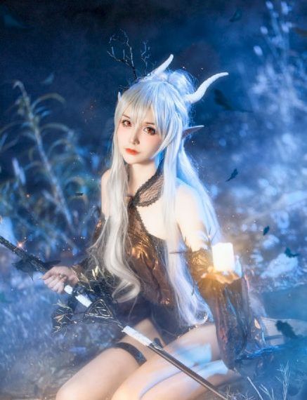 美女特工