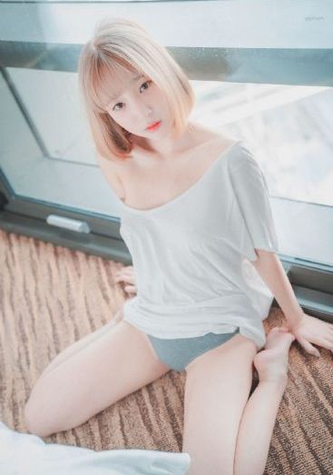 满月之下请相爱