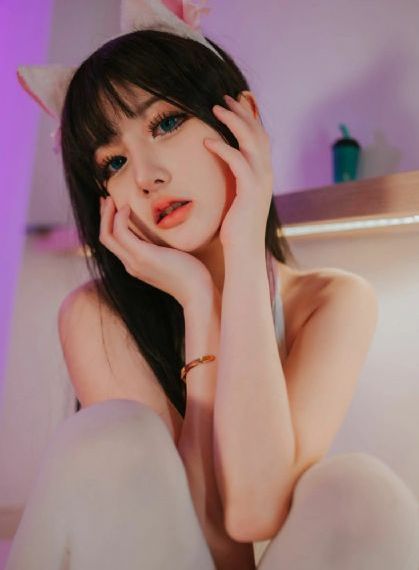小婕子伦流澡到高潮电影